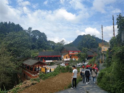 湘西十八洞村6K航拍_6016X3200_高清视频素材下载(编号:6304760)_实拍视频_光厂(VJ师网) www.vjshi.com