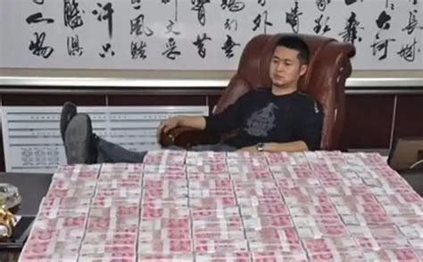 暴跌160亿！中国煤老板眼中的“创业偶像”，为何这次栽了？_凤凰网财经_凤凰网