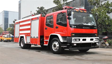 湖北新东日消防车厂家为化工企业提供质优价廉消防车