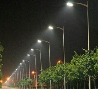 道路照明改造如何选择优质的LED路灯 - 百分百照明_节能照明领域领跑者