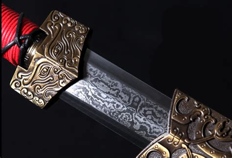 刀剑中的贵族——精美华丽的工艺刀剑