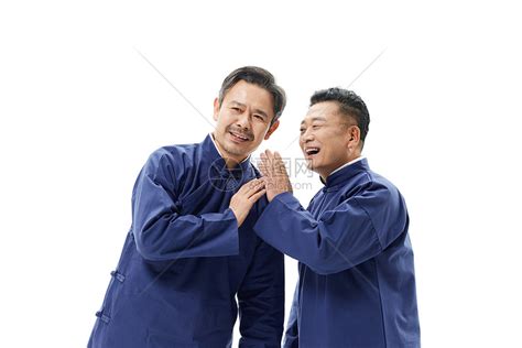 中年男性相声演员搭档聊天高清图片下载-正版图片502358095-摄图网
