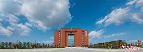 【工程一线】“新能源微电网示范项目”—上海电力学院临港校区_系统