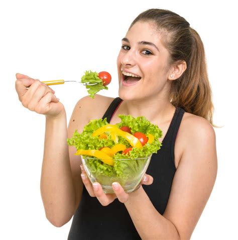 吃蔬菜的女孩图片-品尝蔬菜沙拉的女孩素材-高清图片-摄影照片-寻图免费打包下载
