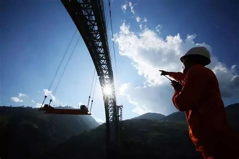 怒江率先在全省完成第二批“溜索改桥”建设项目_凤凰网