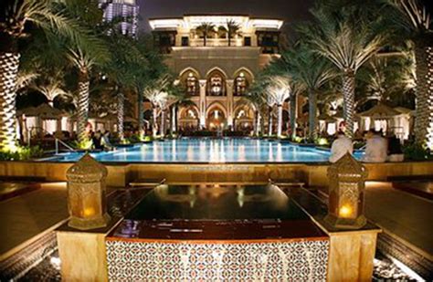 阿联酋迪拜酒店招聘-万和留学