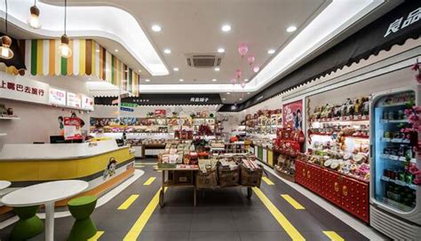 良品铺子首家零食王国店亮相武汉，开创零食行业“空间零售”先河-FoodTalks全球食品资讯
