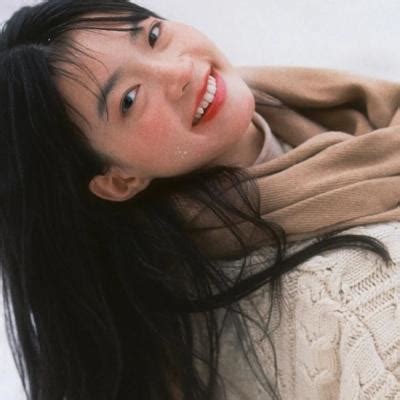 温柔雪景女生头像