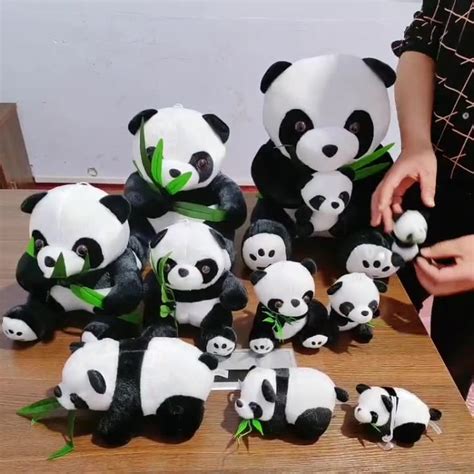 小熊猫毛绒玩具成都四川大小熊猫公仔趴趴熊猫黑白毛绒国宝大公仔-阿里巴巴