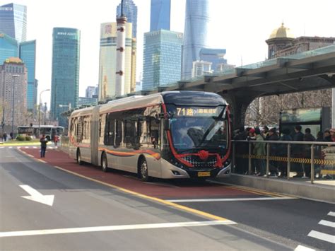 上海71路中速交通摄影图4771*3182图片素材免费下载-编号632408-潮点视频
