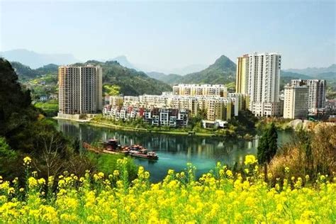 湖北宜昌最大的县，比2个鄂州还要大，相当于半个武汉_长阳