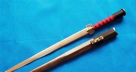 这些《秦时明月》剑谱榜上有名的剑你最爱谁？|剑谱|佩剑|胡子_新浪新闻