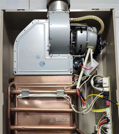 拆修美的燃气热水器JSQ20-10HLD8不启动E5故障码 - 拆机乐园 数码之家