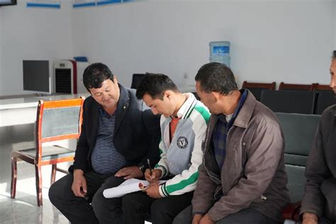新疆墨玉：零工小市场 就业“大民生”