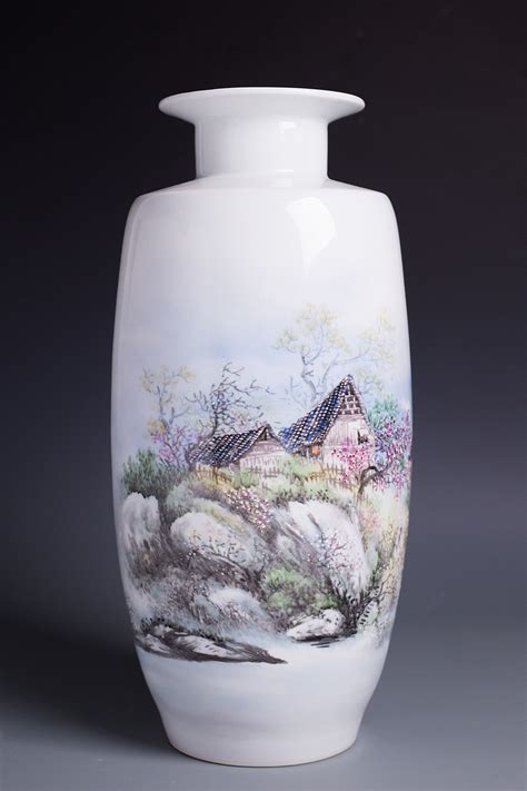 景德镇陶瓷名人花瓶三羊开泰工艺品摆件-雅道陶瓷网