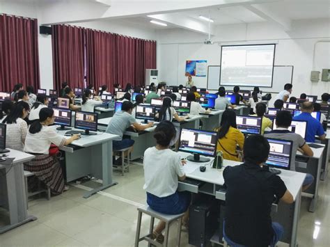我校成功举办2018年第一期教育信息化培训-吉安职业技术学院官网