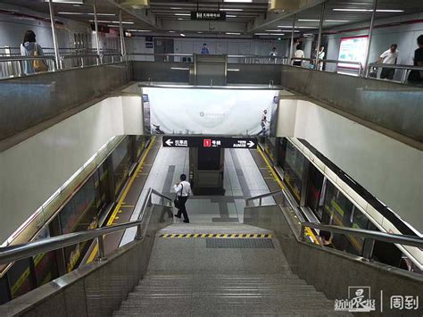 上海最小的地铁站？在漕宝路地铁站迷路的人也不少哦 - 周到上海