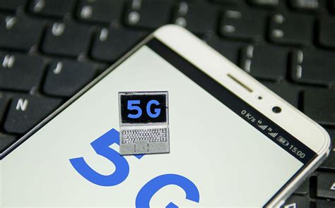 现在买手机，究竟是买5G好还是买4G好？__财经头条