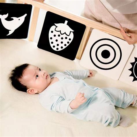 babycare黑白视觉激发卡片新生婴儿早教玩具 - 惠券直播 - 一起惠返利网_178hui.com