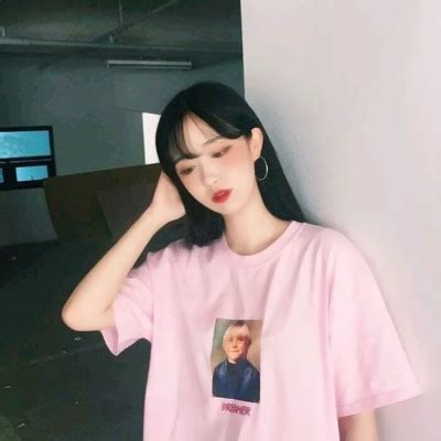 粉色头像非主流真人