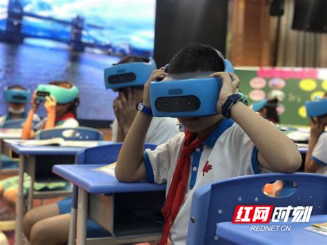巧用VR高科技 小学英语课添活力-教育频道