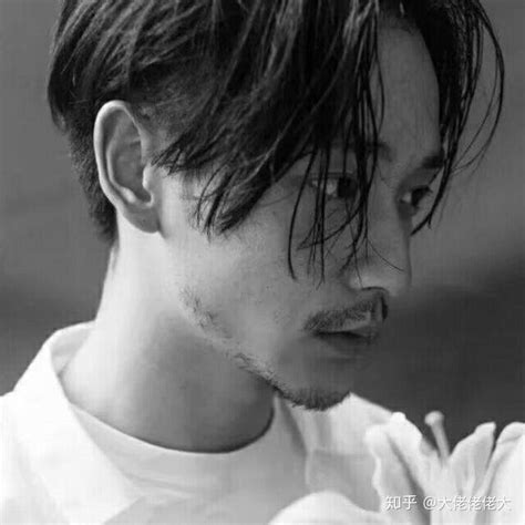 男人长发非主流头像