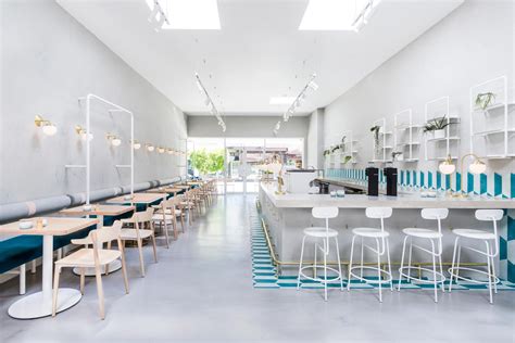 希腊风格的咖啡厅空间设计_上海赫筑