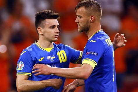 欧洲杯次轮！C组榜尾对话，预测乌克兰1-0北马其顿，2连胜太轻松_凤凰网