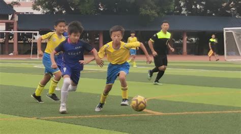 孩子们，一起来踢足球啦！——市实验幼儿园开设足球特色活动--郑州教育信息网