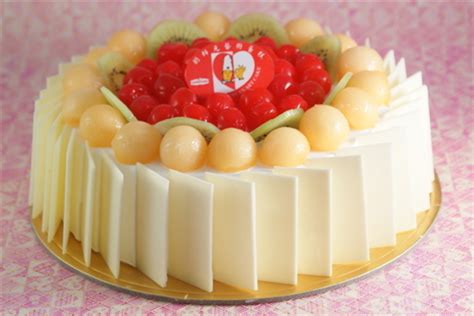 郑州十大甜品店排行榜：春夏甜品上榜，第八传承了半个世纪_排行榜123网