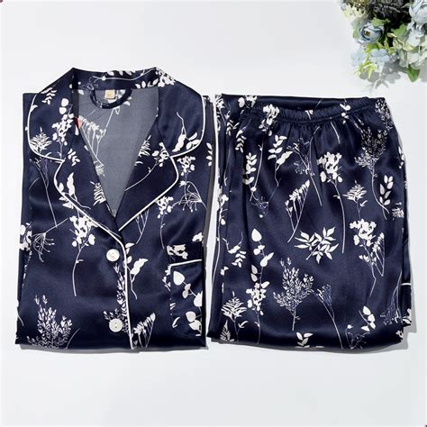 王牌设计师系列唯美嘴唇定位印花真丝长裤女图片