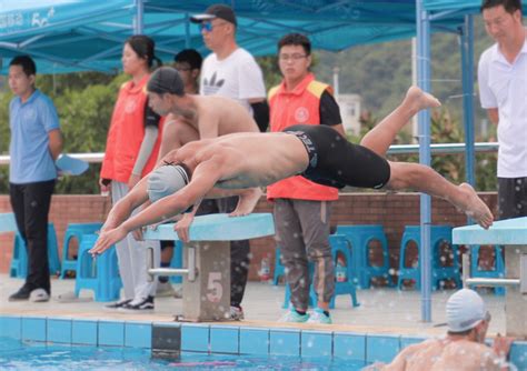 我校游泳健儿再夺团体冠军 - 校园动态 - 福建省长乐第一中学