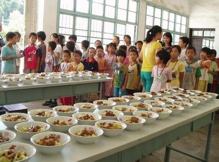 山东荣成荣获“中国学生营养餐示范城市”称号-人民图片网