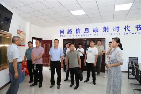 泰国纳华明殿喃中学教育交流团到访九江外国语学校