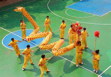 河南省第十四届运动会学生组舞龙舞狮比赛举办- 豫教要闻 - 河南省教育厅