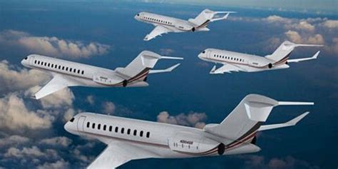 世界十大豪华私人飞机 豪华程度让人咋舌 最贵的竟然高达3亿美元|公务机|飞机|发动机_新浪新闻