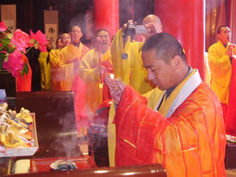 上海白云观举行清信弟子皈依仪式_上海道教协会