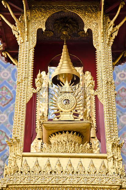 已故泰王拉玛九世，是如何从“傀儡”变成泰国人心中的“神”的？|拉玛|泰国|民众_新浪新闻
