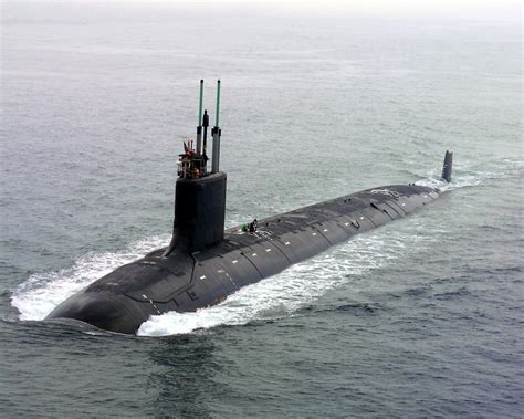 俄国防部：美军核潜艇闯入俄领海，俄方采取措施后全速驶离