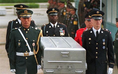 白宫：朝鲜已将在朝鲜战争中阵亡的美军士兵遗骸移交美国 - 2018年7月27日, 俄罗斯卫星通讯社