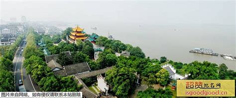 湖南岳阳临湘市最大的镇，和湖北一步之遥，是全国重点镇