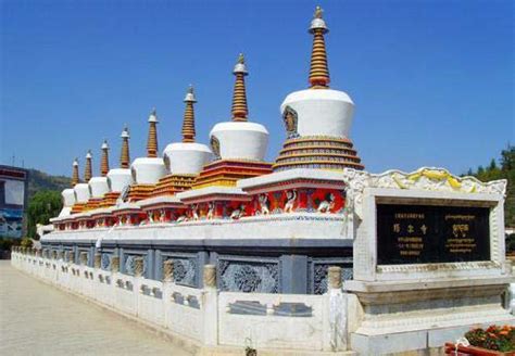 中国最灵验的十大寺庙 灵隐寺上榜大昭寺是藏传佛教_文化_第一排行榜