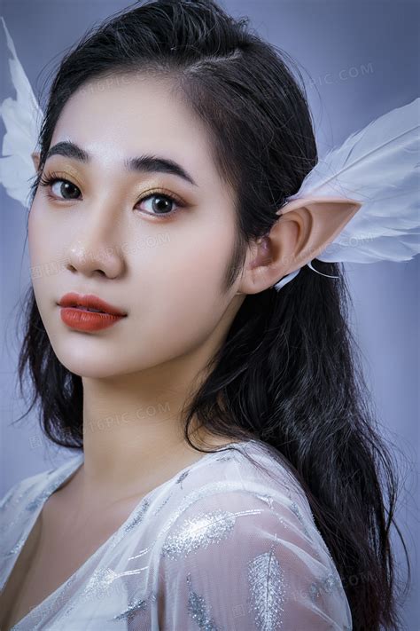 美女精灵图片