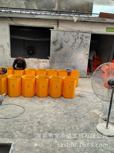 户外市政环卫玻璃钢分类垃圾桶 | 天津垃圾桶