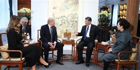 中美会晤举世瞩目！特朗普说暂不加税，是谁让步了？