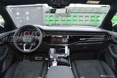 【奥迪2021款奥迪RS Q8 4.0T尊享版】报价_参数_图片 – 新浪汽车