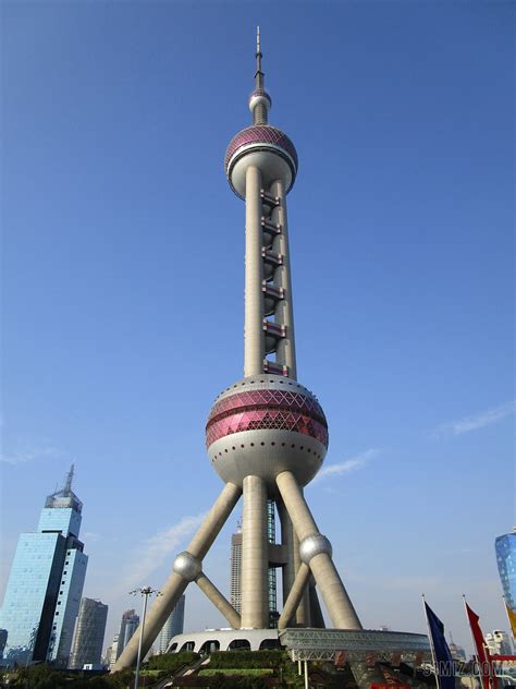 现代某高塔建筑设计JPG图