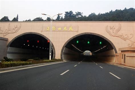 解析上海地铁18号线黄浦江以北的施工：90天是隧道盾构的平均时|平凉路|江浦公园|上海地铁_新浪新闻