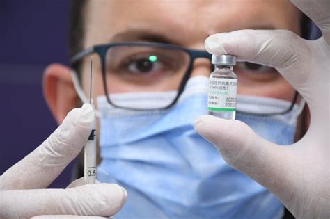 世卫将国药疫苗列入“紧急使用清单”：疫苗易储存，有效率达79% | 北晚新视觉
