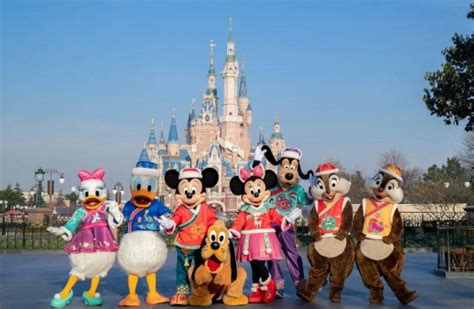 上海的迪士尼乐园一天能玩完吗？上海迪士尼一般需要排队多久？_法库传媒网